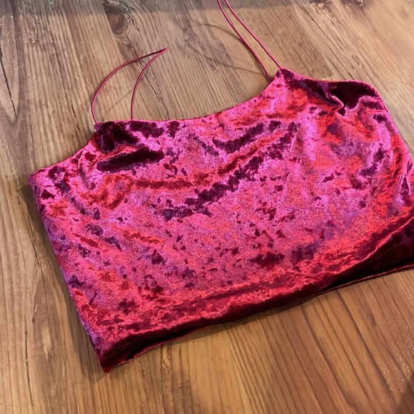Garage Red Velvet Crop Top XS - Picture 2 of 4
